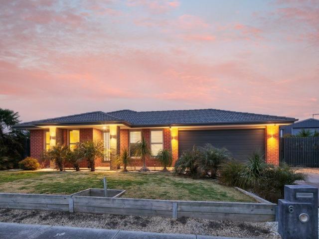Family Comfort and Exceptional Outdoor Entertaining in Koo Wee Rup