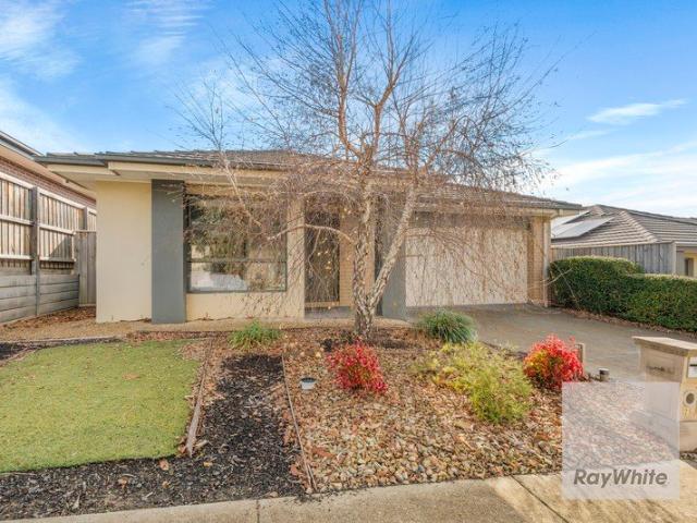 Family Comfort and Style in Premium Laurimar Surroundings