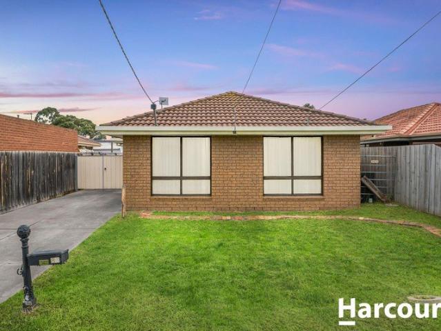 Family Comfort & Convenience in the Heart of Altona Meadows