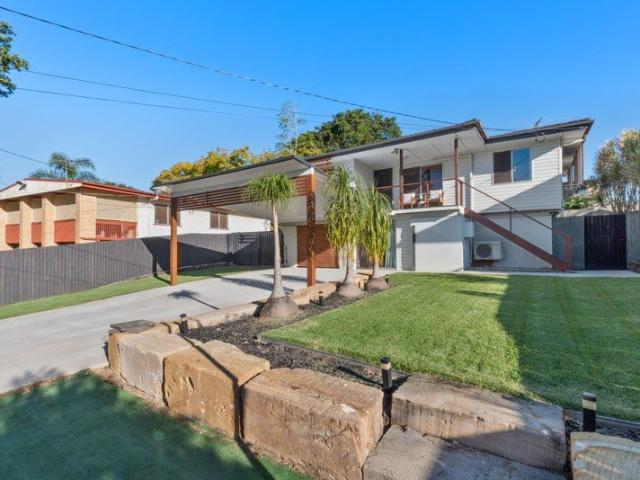 Family Comfort & Convenience in a Quiet Ferny Hills Pocket