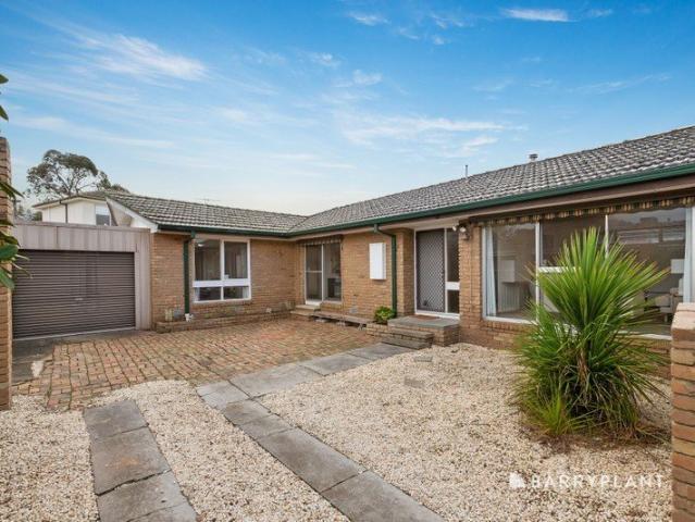 Family Comfort, Endless Potential in a Prime Bundoora Location
