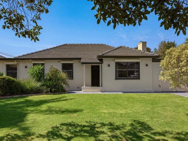 Family Comfort, Flexible Living & Room to Entertain