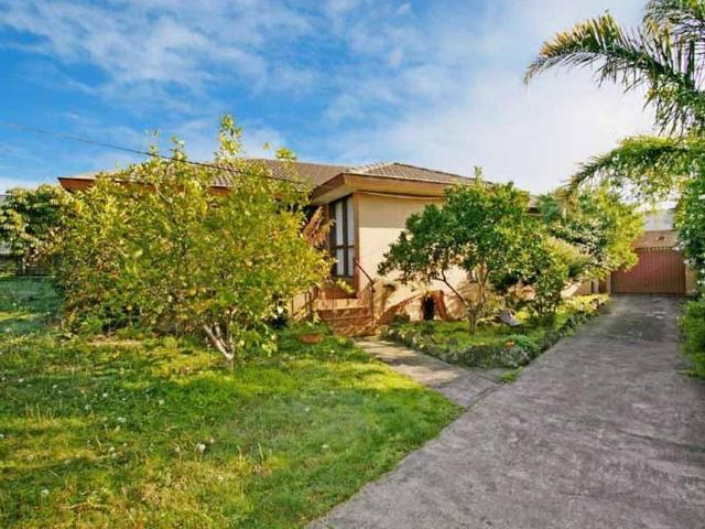 Family Comfort in a Prime Blackburn Location