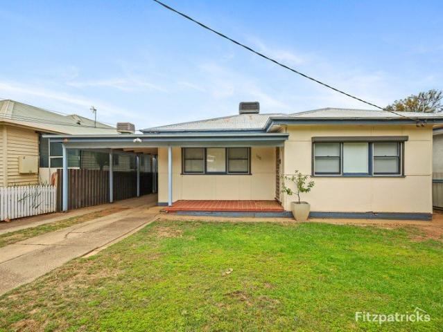 Family comfort in a prime Kooringal Location
