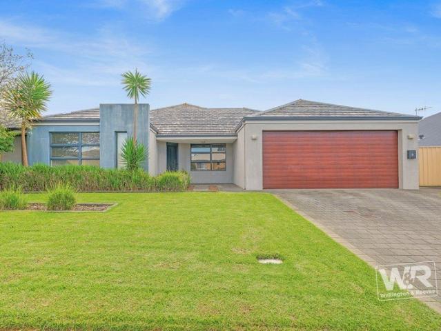 FAMILY COMFORT IN A QUIET, CONVENIENT LOCATION
