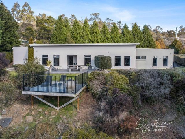 Family Comfort meets Contemporary Living