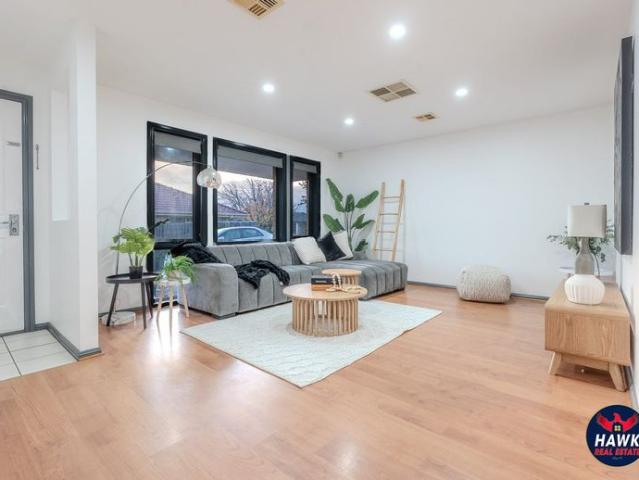 Family Comfort Meets Everyday Convenience in the Heart of Jerrabomberra ! Available For Rent