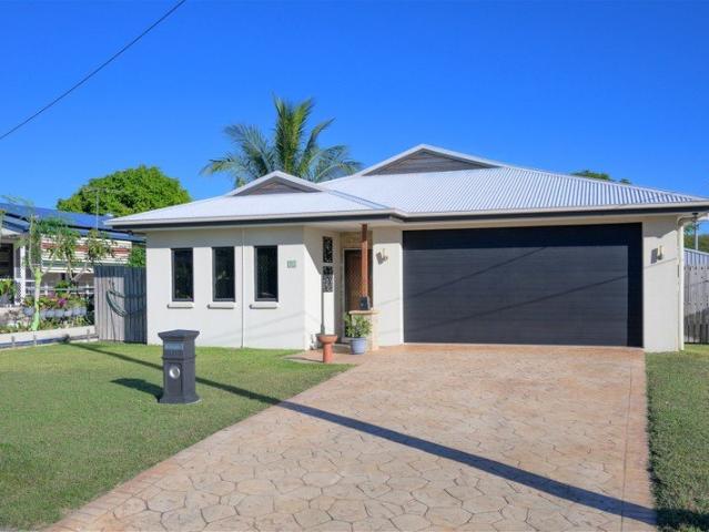 Family Comfort Meets Practical Living with Side Access and a Large Shed