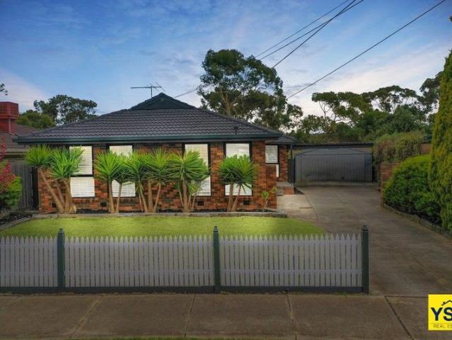Family Comfort Meets Prime Convenience 39 Priestley Avenue, Hoppers Crossing