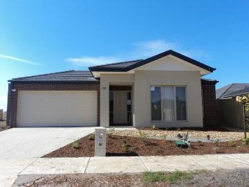Family Comfort & Modern Living in the Heart of Williams Landing