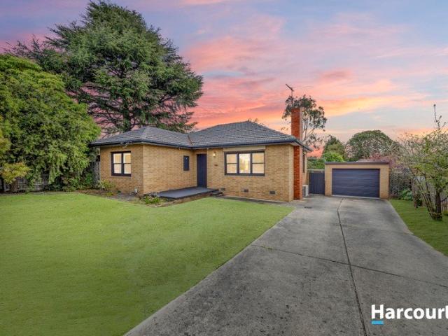 Family Comfort, Space and Future Potential in the Heart of Ringwood