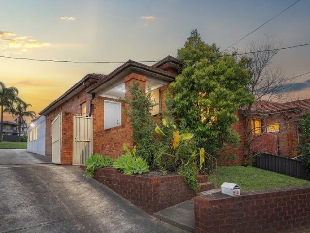 Family convenience from a sunny high side setting