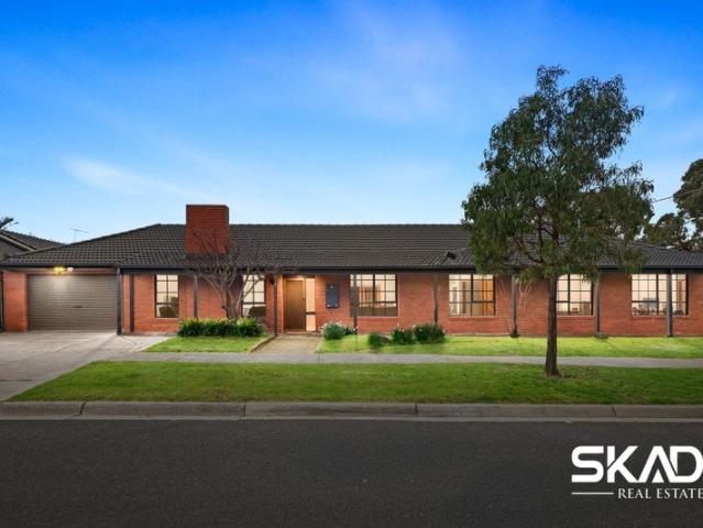 Family Charm in Greenvale's Most Prestigious Pocket