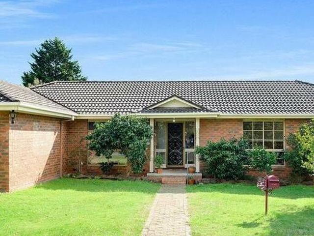 Family abode within the heart of Mount Eliza