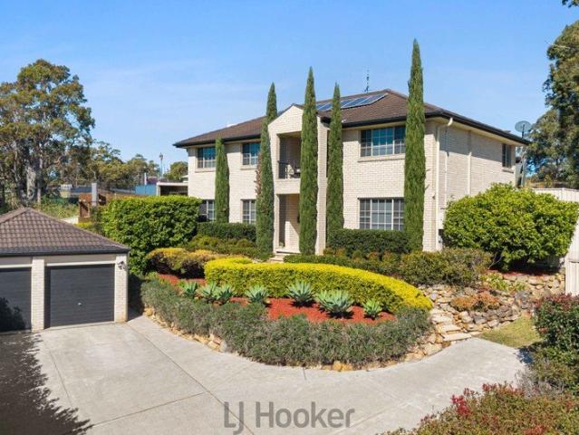 Family Entertainer with Pool, Games Room & Space to Spare