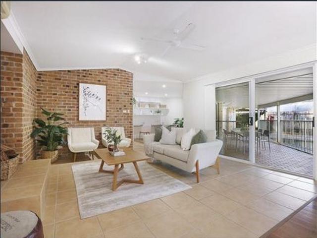 Family entertainer with pool in the popular Buderim Meadows