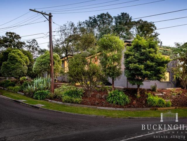 Family Excellence In The Eltham Woods Estate