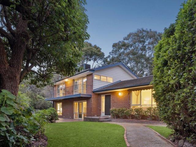 Family Excellence in a Prestigious Blackburn Setting