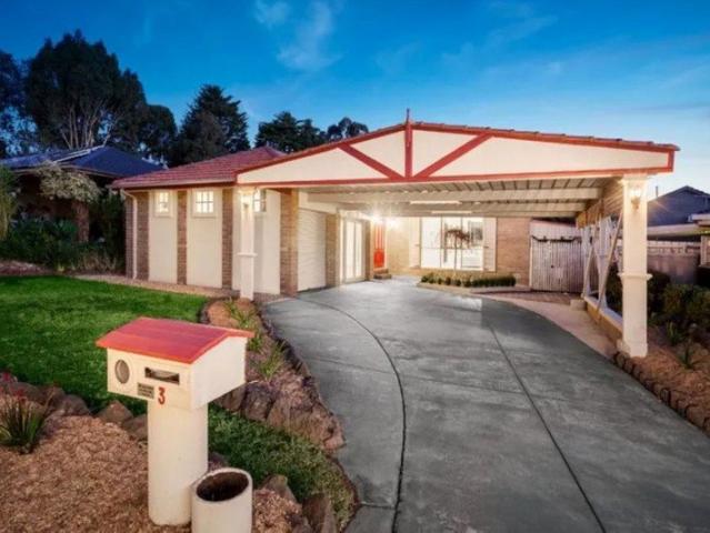 Family Focused Entertainer in Regency Park Estate