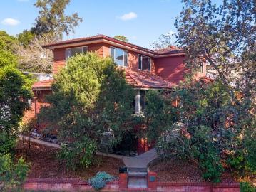 Family focused living and poolside entertaining, just 450 metres to rail