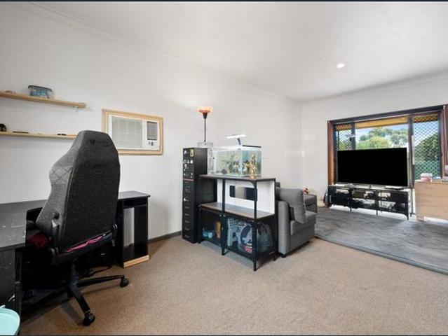 Family Friendly 3 Bed home in brilliant location