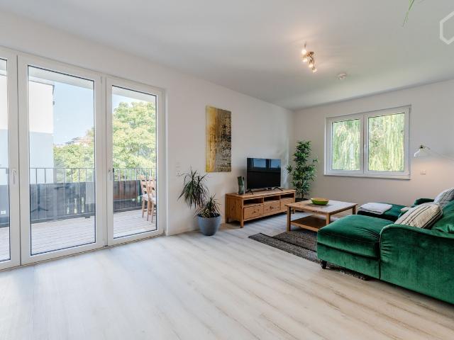 Family friendly 3 bedroom new build apartment in a prime location for first occupancy, Berlin Amsterdam Apartments for Rent