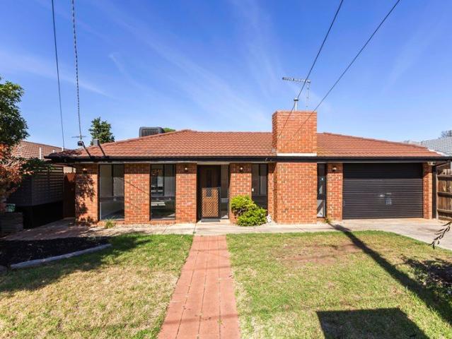 Family Friendly 3 Bedroom Home in a Prime Location $445 per week