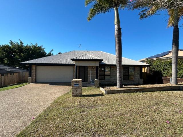 Family Friendly 3 Bedroom Home with Beautiful Outdoor Entertaining