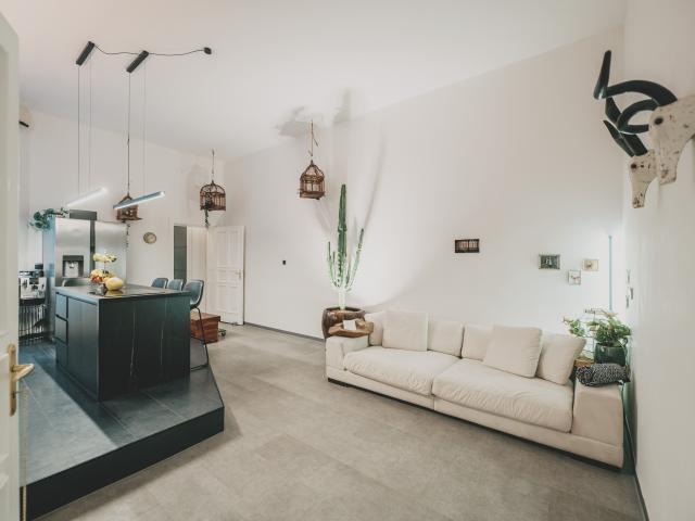 Family friendly 170m2 apartment with 5 rooms in Mitte