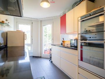 Family friendly 4.5 room apartment with fireplace and conservatory | dreamo. Ch