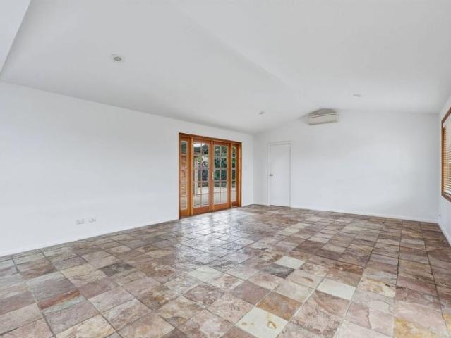 Family Friendly 4 Bedroom Home