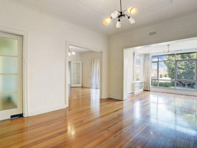 Family Friendly Charm in the Heart of Brighton East
