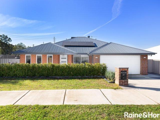 FAMILY FRIENDLY HOME