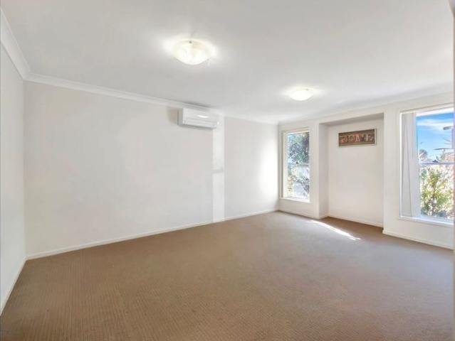 Family Friendly Home with Multiple A/C Zones & Solar