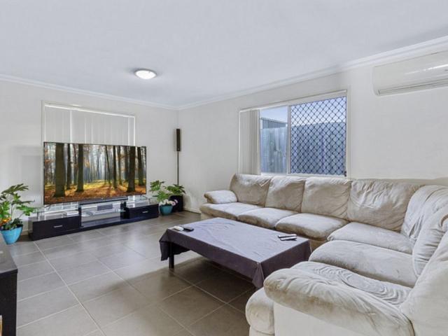 Family Friendly Home with Solar!