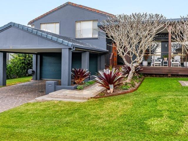 Family Friendly Home with Space, Style & Location