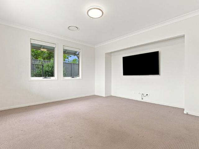 Family Friendly Home Close to Warnervale Public School