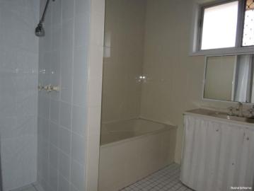 Family Friendly home close to public transport, shops and schools