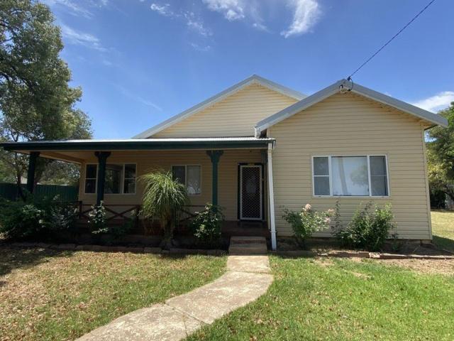 Family Friendly Home for Rent in Narromine