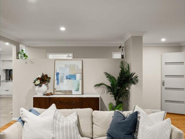 Family Friendly Home in Prestigious Sunnybank Hills School Catchment