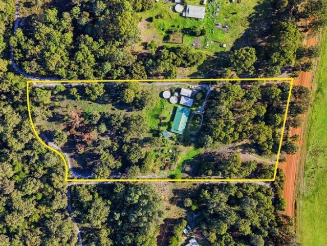 Family Friendly Home on 5 acres