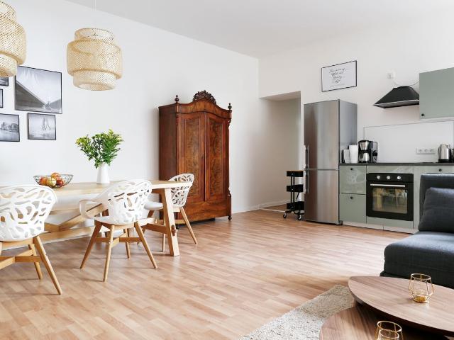 Family friendly home Prenz´lberg top location, Berlin Amsterdam Apartments for Rent