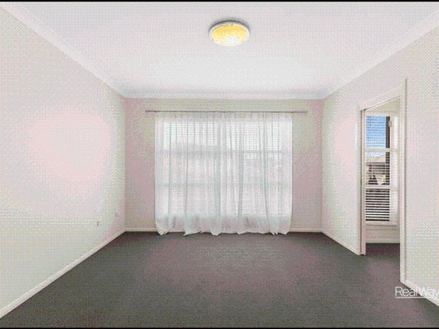 Family Friendly Living in a Prime Kearneys Spring Location