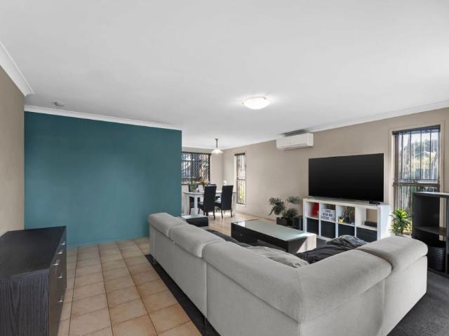 Family Friendly Living with Space to Relax, Entertain & Enjoy