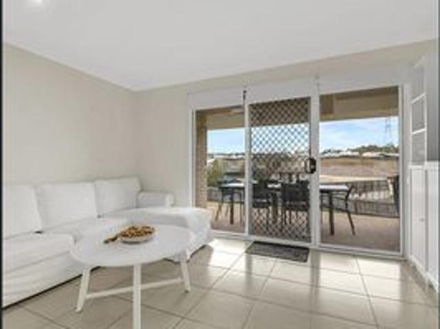 FAMILY FRIENDLY SPACIOUS 4 BEDROOM HOME