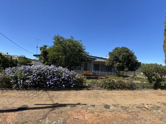 Family Friendly Rental Home in Narromine