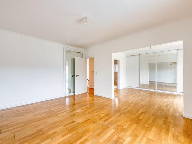 Family house in the heart of São João do Estoril