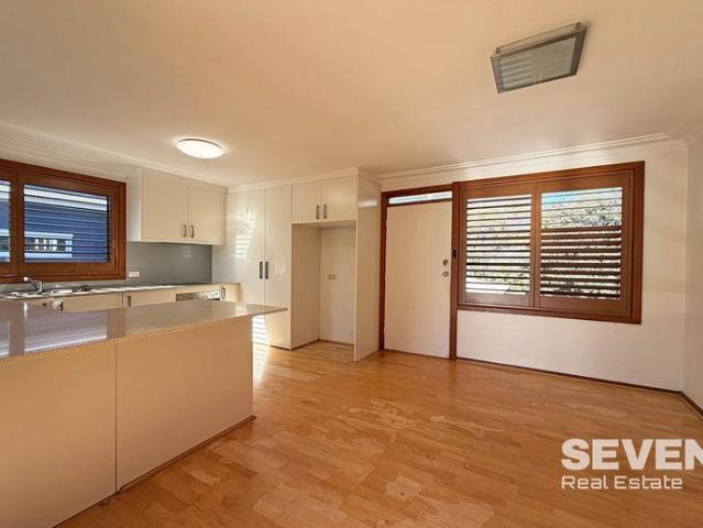 FAMILY HOUSE WITH GREAT LOCATION