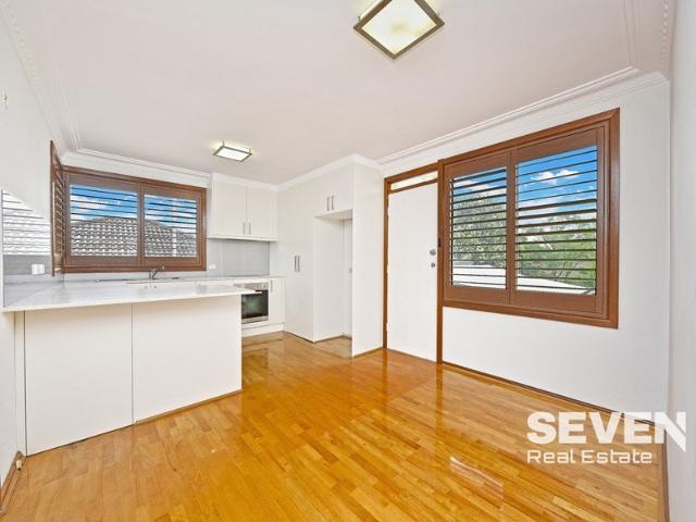FAMILY HOUSE WITH GREAT LOCATION