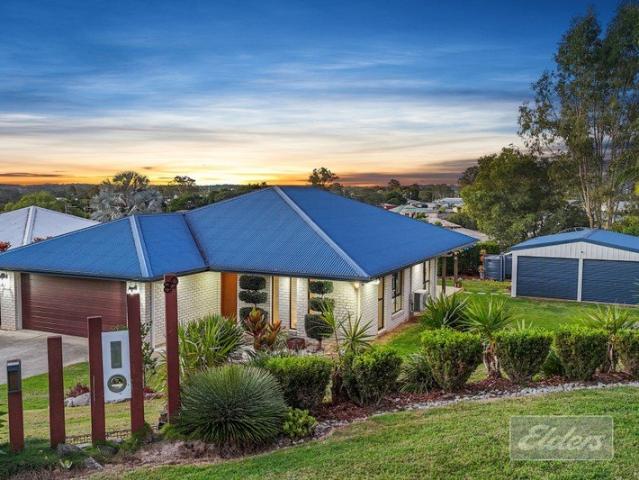 Family Home, 9mx6m Shed, 1056m2